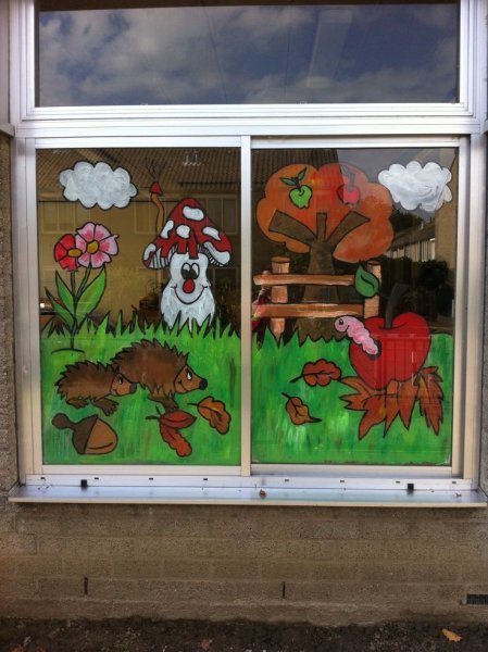 Весенний декор окна