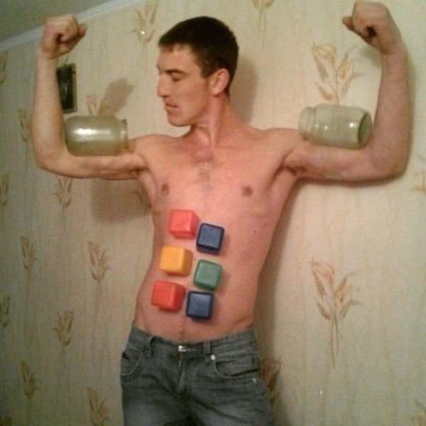 Кубики на животе прикол