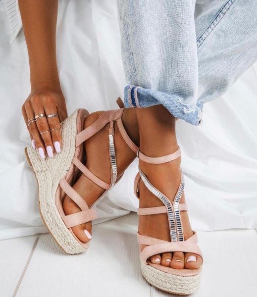 Летние босоножки