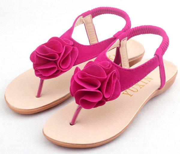 Босоножки на платформе с цветами