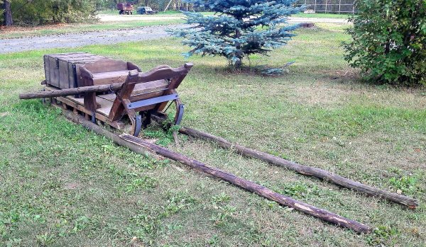 Готовь сани летом а телегу