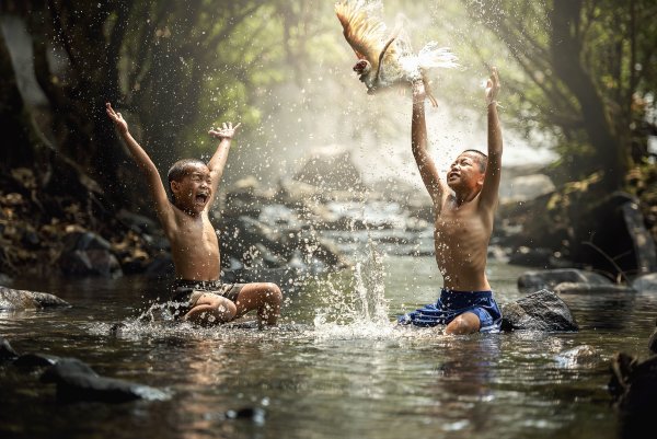 Купаться в незнакомом месте