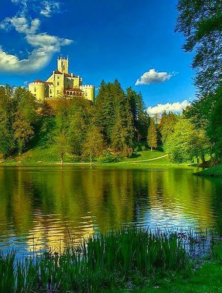 Красивые пейзажи с замками