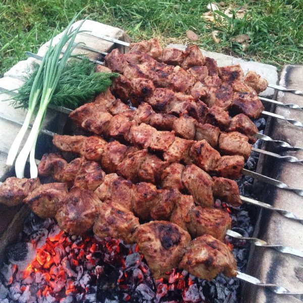 Шашлык на мангале