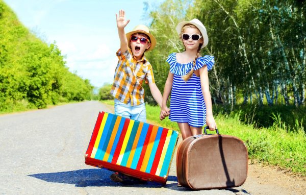 Отдыхающие на пляже