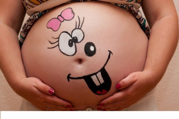 Разрисованные животики беременных