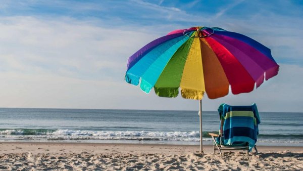 Красивые разноцветные зонтики