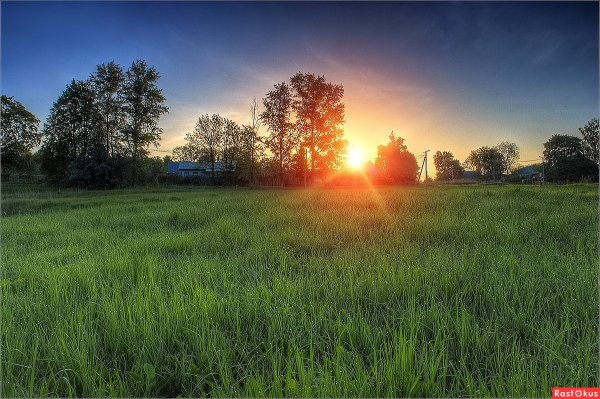 Рассвет в деревне