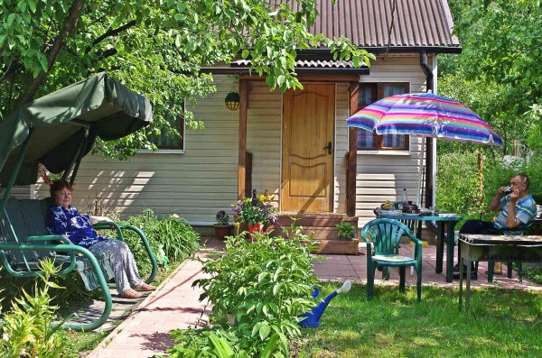 Титчмарш Алан "садовый дворик"