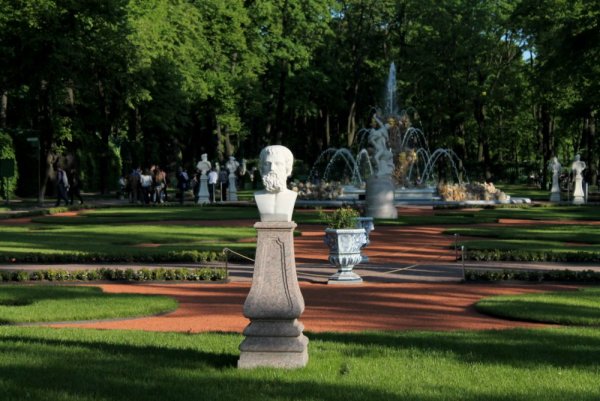 Летний сад в Санкт-Петербурге