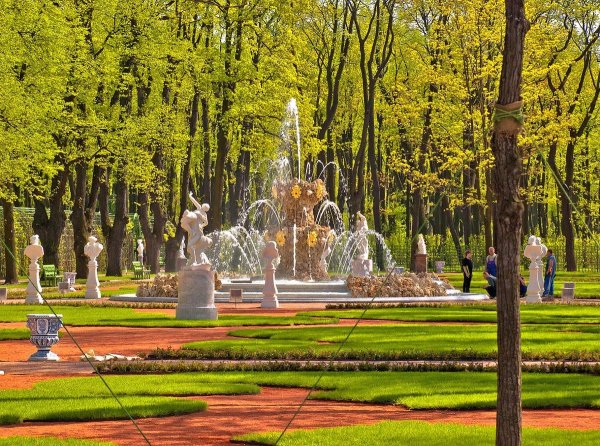 Летний сад в Санкт-Петербурге