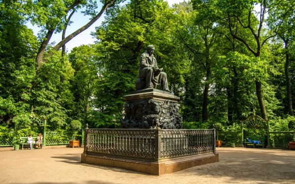 Летний сад в Санкт-Петербурге