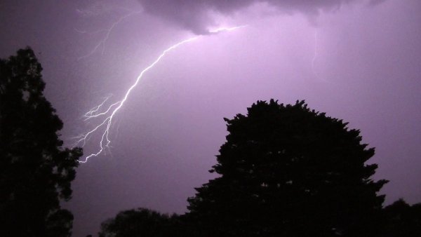 Гроза акварелью