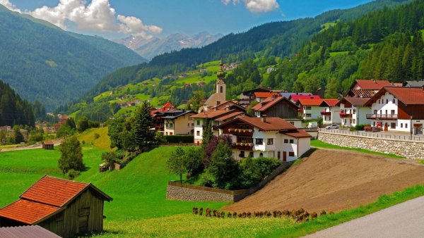 Долина Фунес Доломитовые Альпы Италия