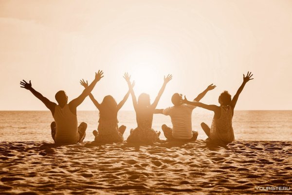 Люди на пляже