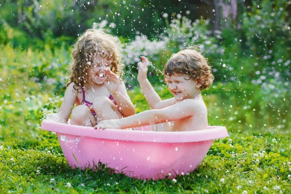 Закаливание водой летом