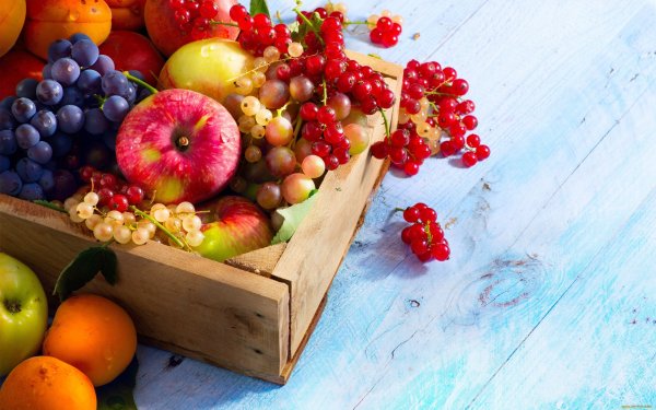 Корзинка с ягодами