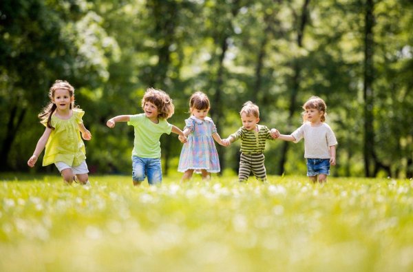 Дети на свежем воздухе