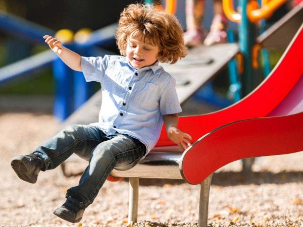 Детский травматизм на детской площадке