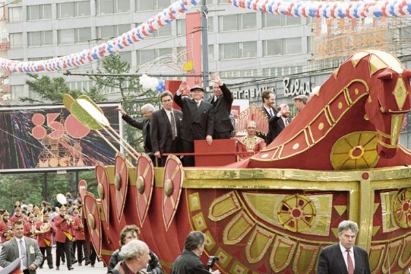 850 Лет Москве Лужков