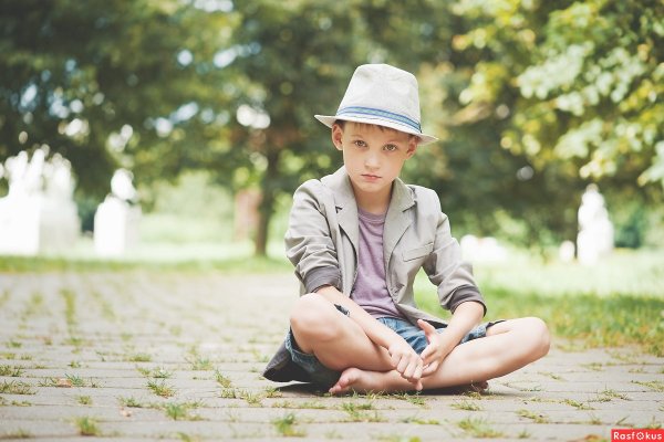 Фотосессия мальчика на природе