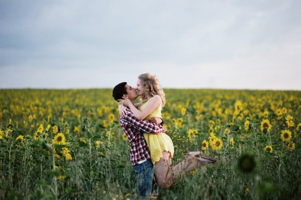 Пара в поле