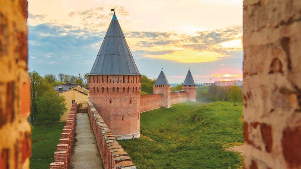 Достопримечательности Смоленска Крепостная стена
