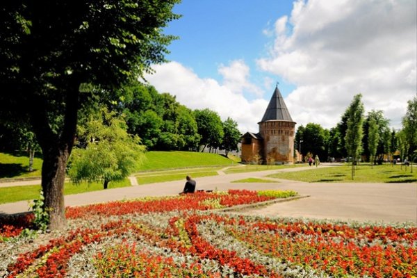 Смоленск фото достопримечательностей набережной и парков