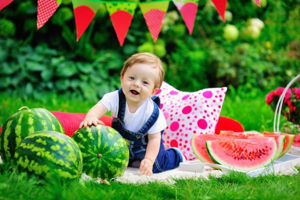 Фотосессия с арбузами детская
