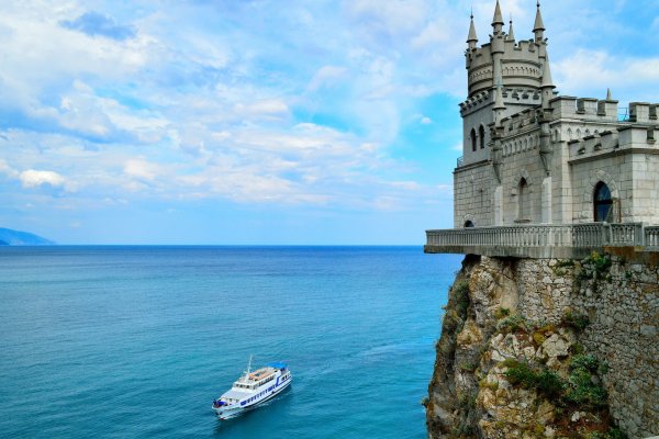 Замок Ласточкино гнездо в Крыму