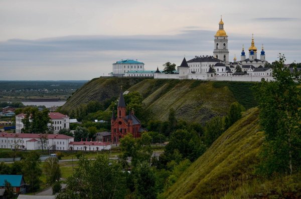 Тобольск холмы