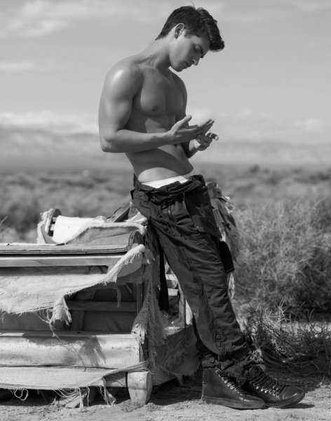 Филипп Грабовецкий торс