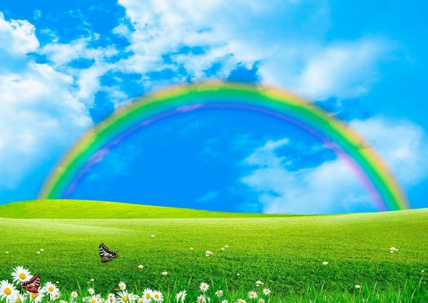 Голубое небо с радугой