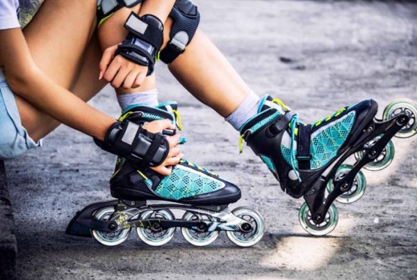 Катание на роликовых коньках