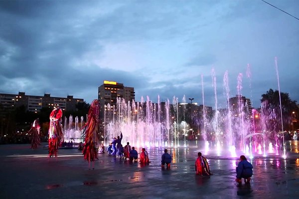 Фонтан на эспланаде Пермь