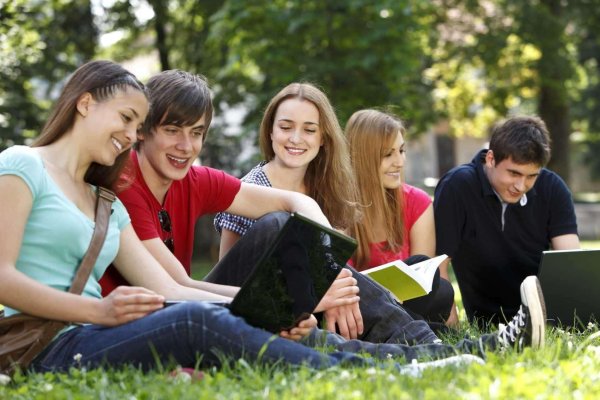 Учащиеся студенты