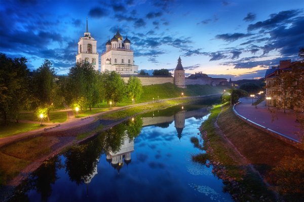 Ночной Кремль Псков