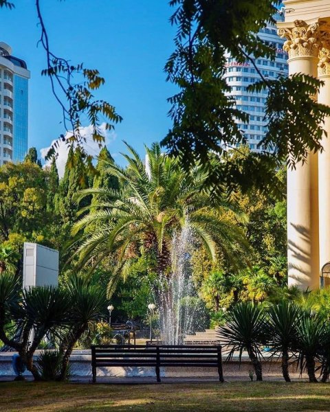 Черное море Лазаревское