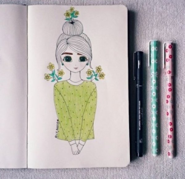 Красивые девочки в скетчбук