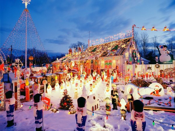 Дед Мороз и елка