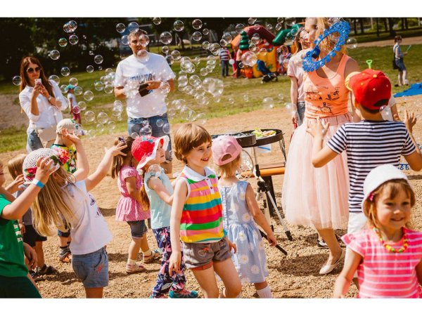 Яркий летний