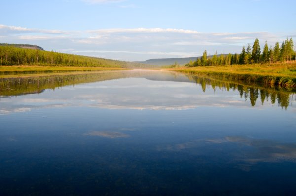 Природа Якутии с Сардаанами