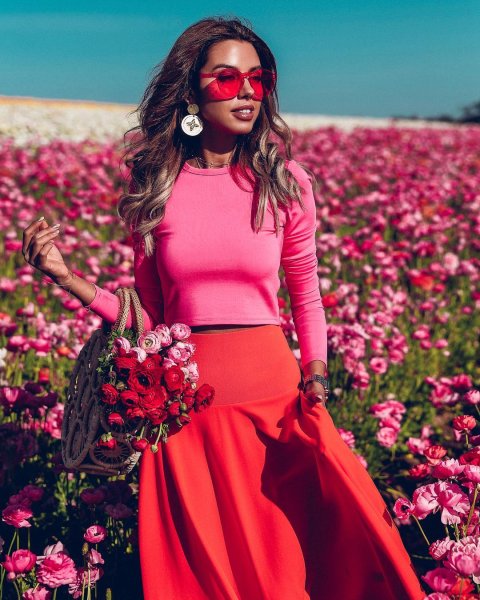 Девушка в соломенной шляпе