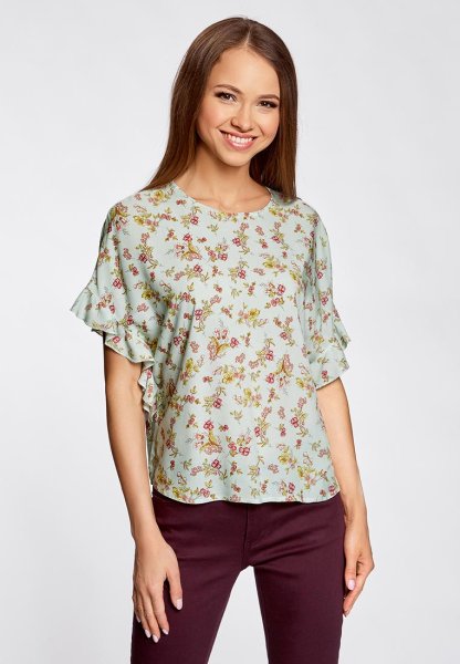 Блузка из вискозы