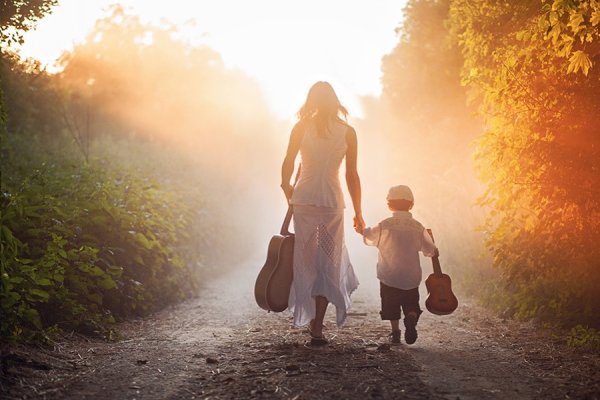 Мама и дети трогательные