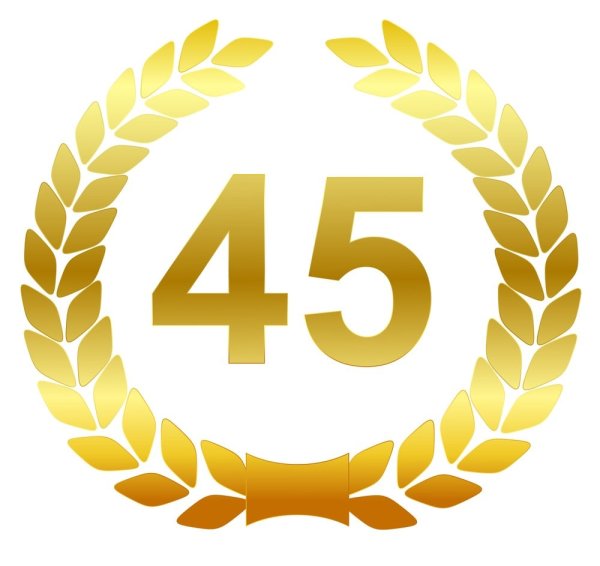 Девочка подросток с ножом