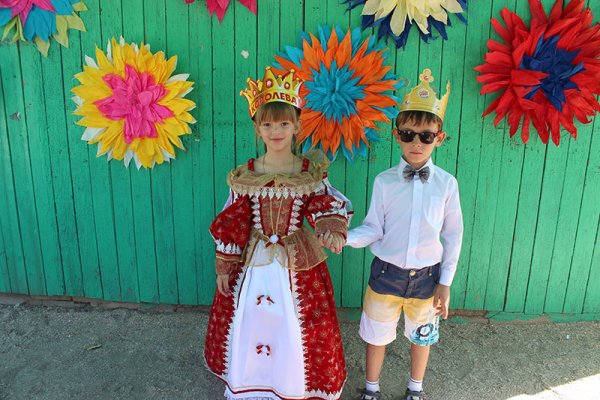 Костюмы Мисс и Мистер лето