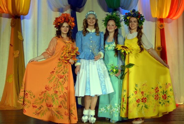 Костюмы времена года