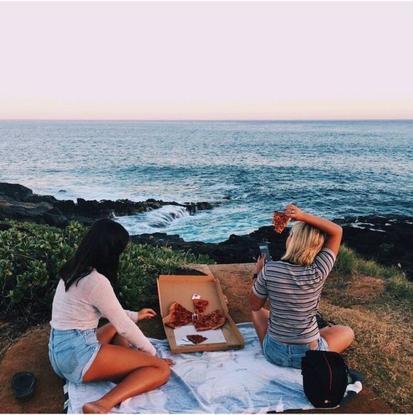 Лето с подругой Эстетика