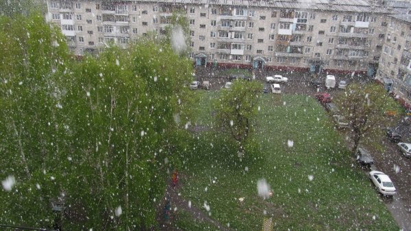 Дождь со снегом 14 этаж